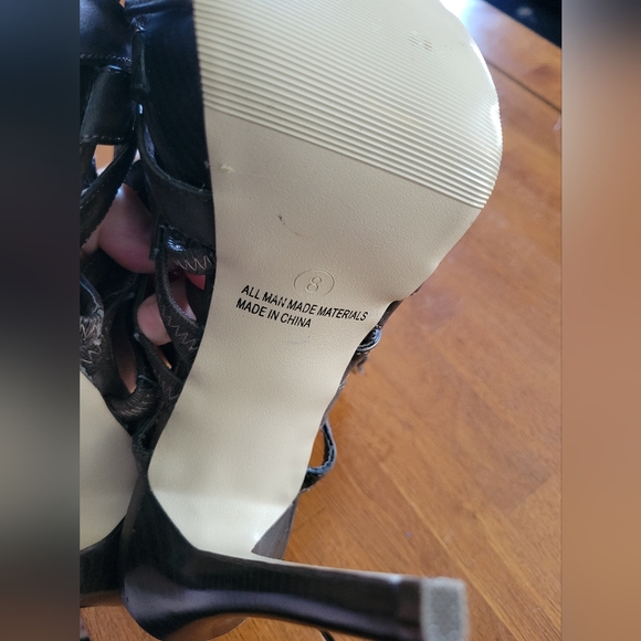 Shi by Journeys strappy  platform spike heels - Picture 8 of 16